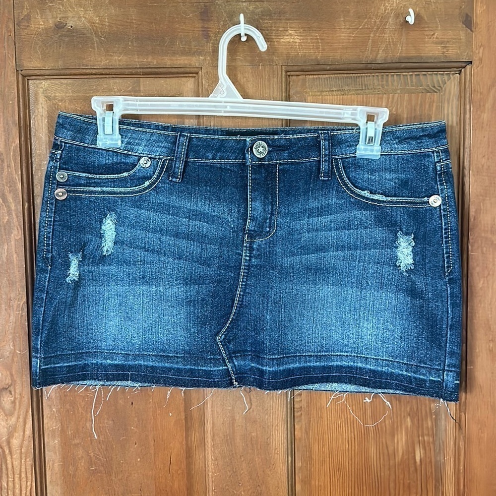 YMI  Jean Glitter Skirt with Raw Hem Size 11